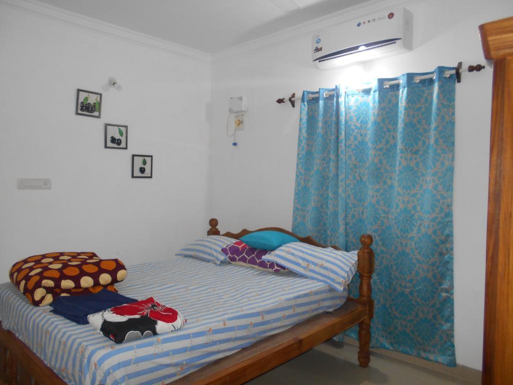 Esha Apartment Calangute Room photo