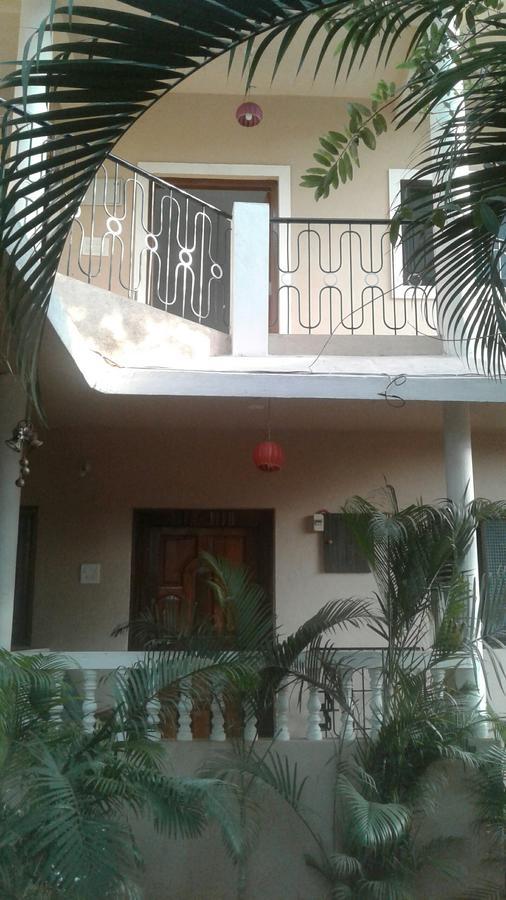 Esha Apartment Calangute Exterior photo